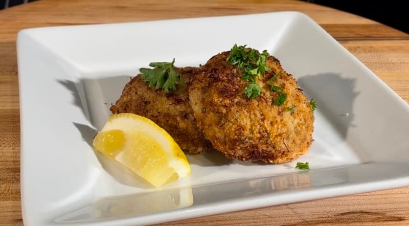 Crab cakes 1