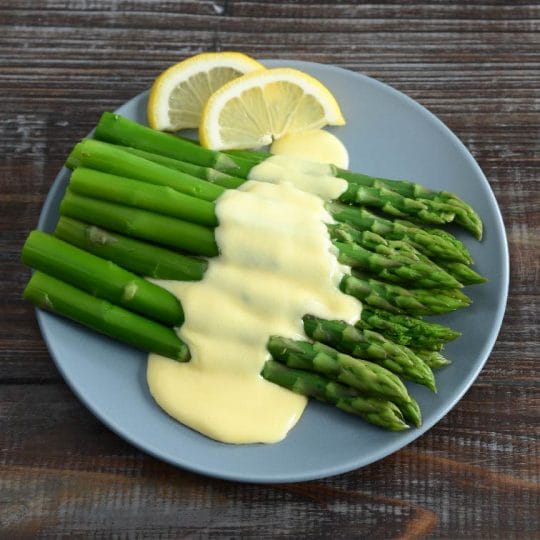 Asparagus with Lemon Sauce