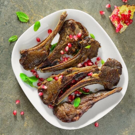 Lamb Chops With Pomegranate Sauce