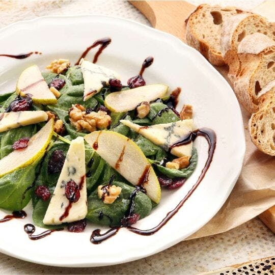 Mache Salad with Hazelnuts and Pears