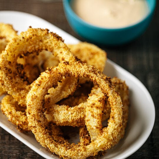 Air Fryer Onion Rings & Comeback Sauce